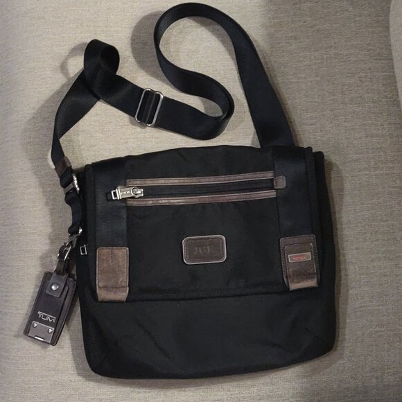 Tumi Alpha Bravo Beale Mini Messenger Bag Black Canvas - Picture 1 of 10